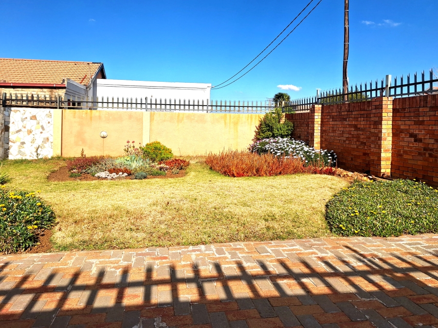 2 Bedroom Property for Sale in Ennerdale South Gauteng