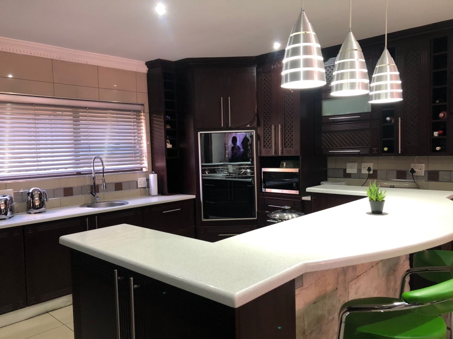 4 Bedroom Property for Sale in Risiville Gauteng