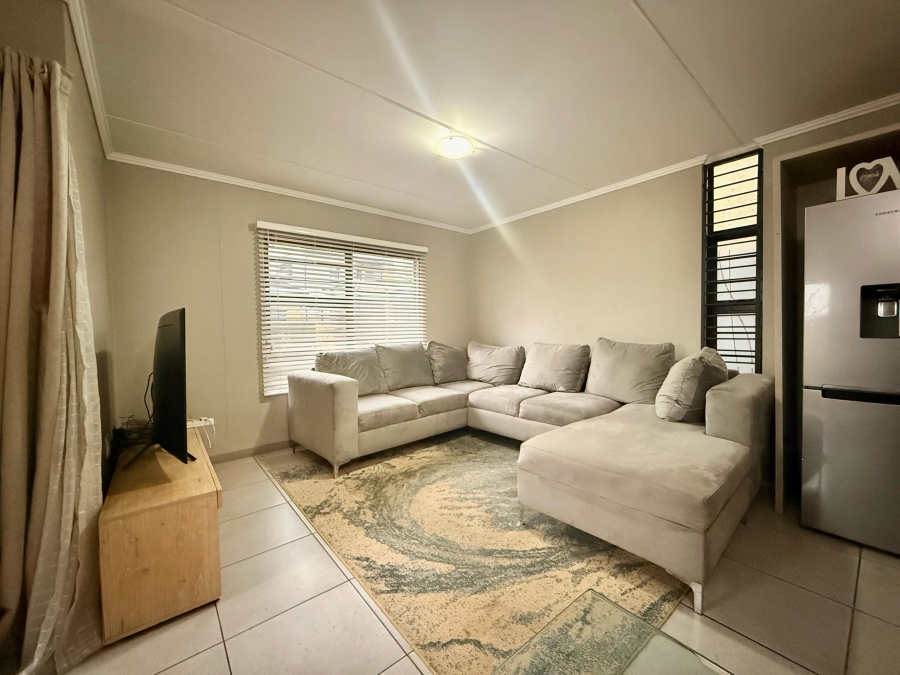 3 Bedroom Property for Sale in Amberfield Gauteng