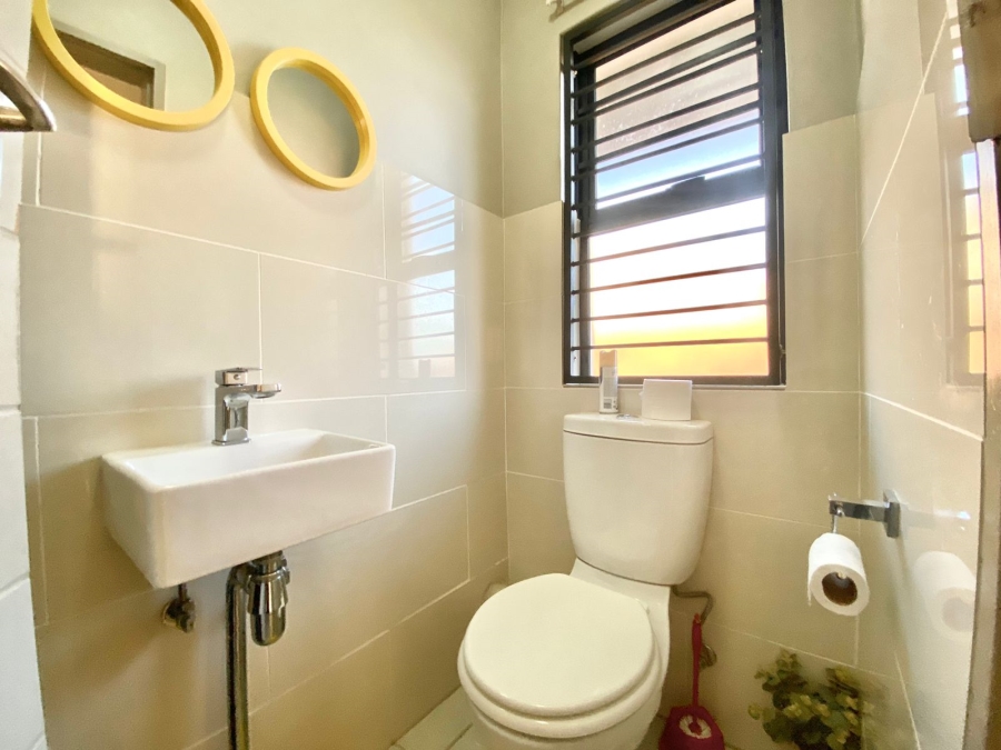 3 Bedroom Property for Sale in Amberfield Gauteng