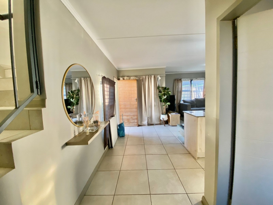 3 Bedroom Property for Sale in Amberfield Gauteng