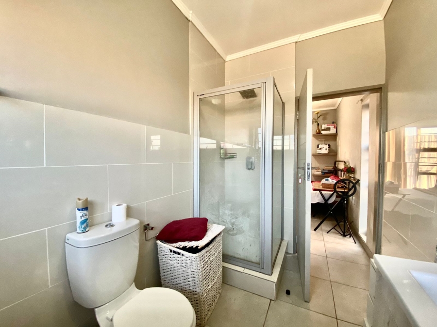 3 Bedroom Property for Sale in Amberfield Gauteng