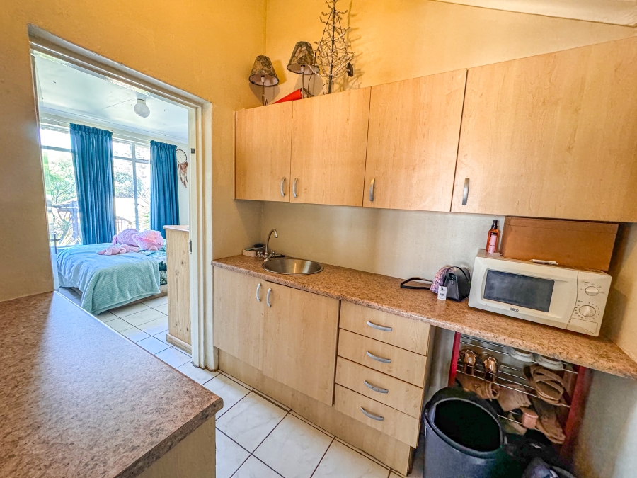 27 Bedroom Property for Sale in Lanseria Gauteng