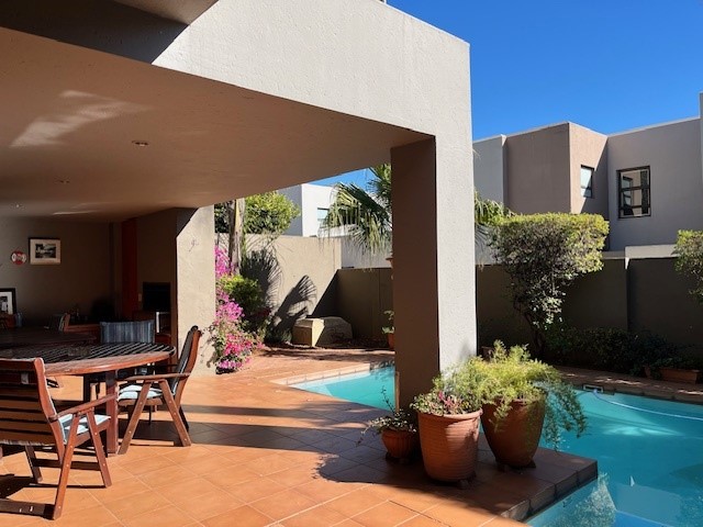 5 Bedroom Property for Sale in Bedfordview Gauteng