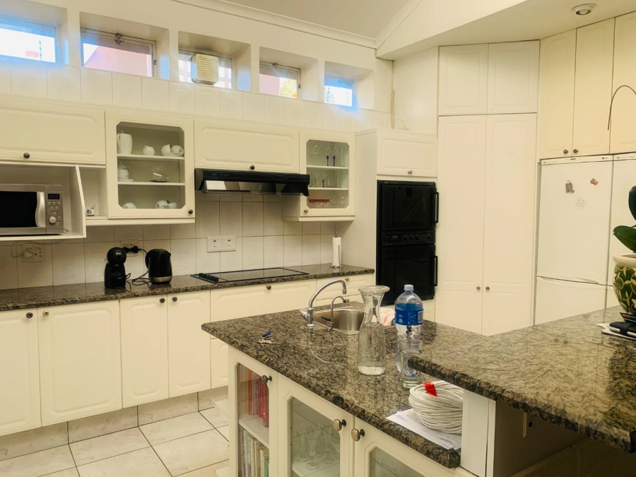 To Let 4 Bedroom Property for Rent in Kensington Gauteng