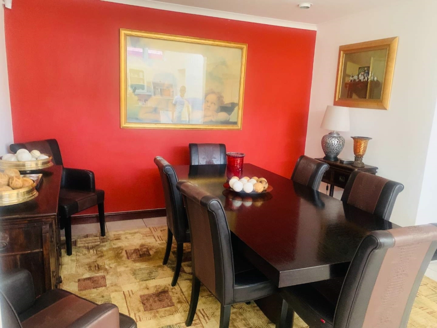 To Let 4 Bedroom Property for Rent in Kensington Gauteng