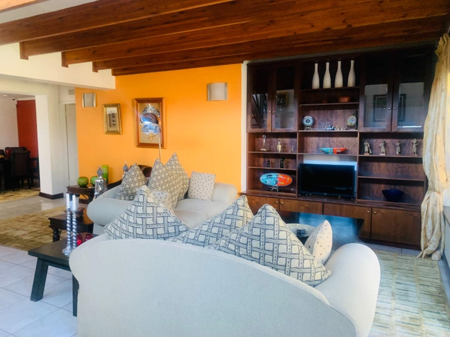 To Let 4 Bedroom Property for Rent in Kensington Gauteng