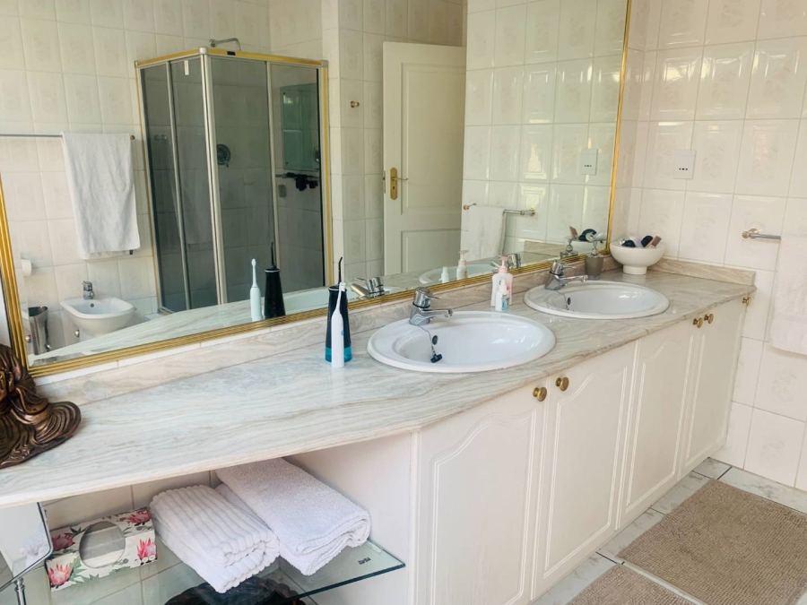 To Let 4 Bedroom Property for Rent in Kensington Gauteng