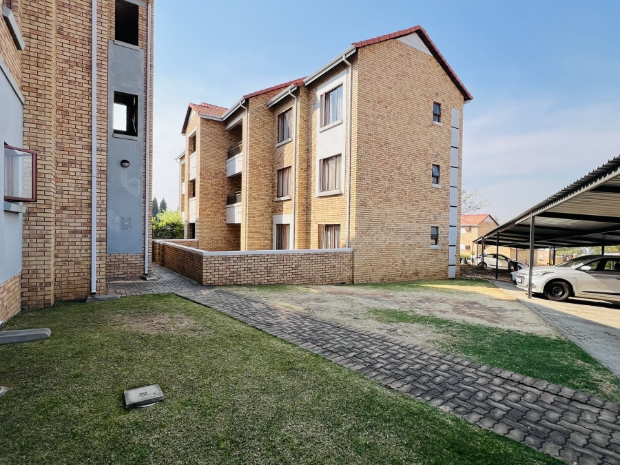 2 Bedroom Property for Sale in Randpark Ridge Gauteng