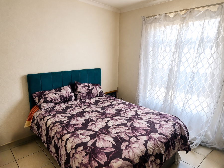 2 Bedroom Property for Sale in Palm Springs Gauteng