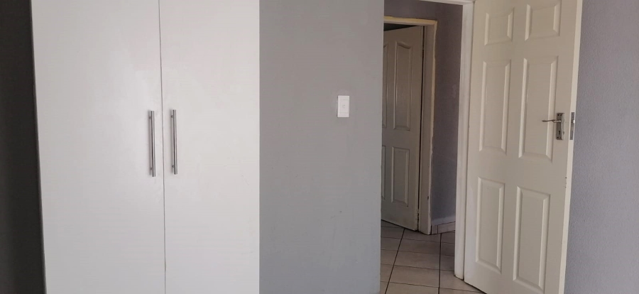 2 Bedroom Property for Sale in Bergsig Gauteng