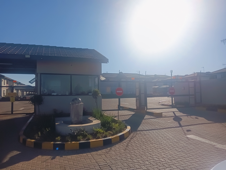 2 Bedroom Property for Sale in Benoni North Gauteng