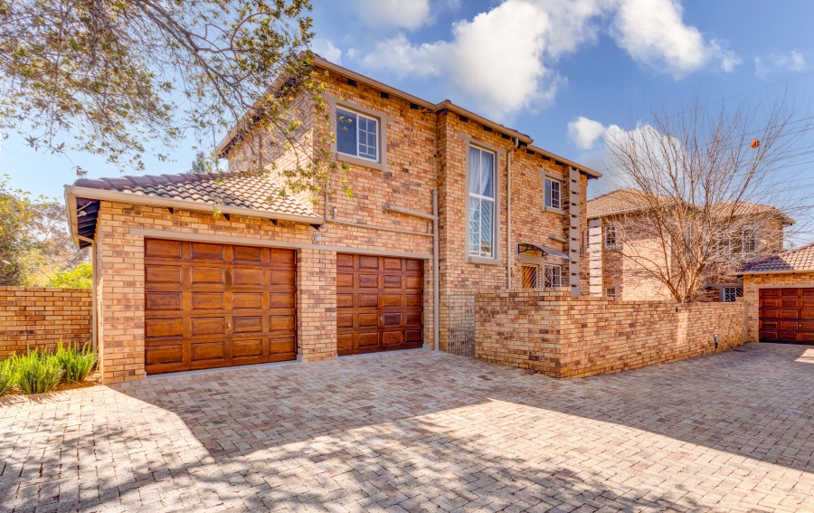 3 Bedroom Property for Sale in Olivedale Gauteng