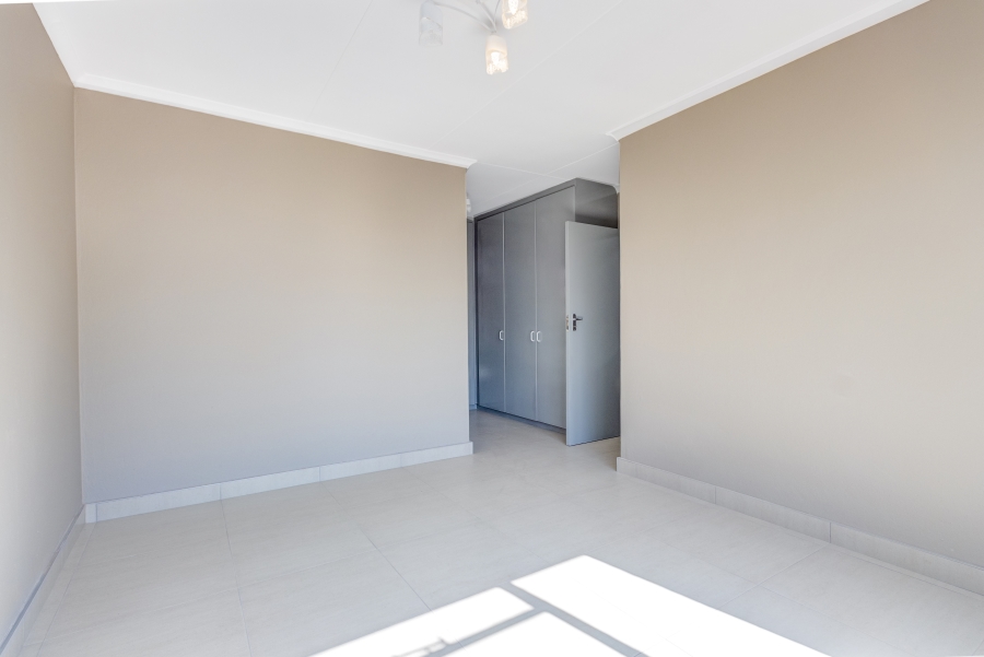 3 Bedroom Property for Sale in Olivedale Gauteng