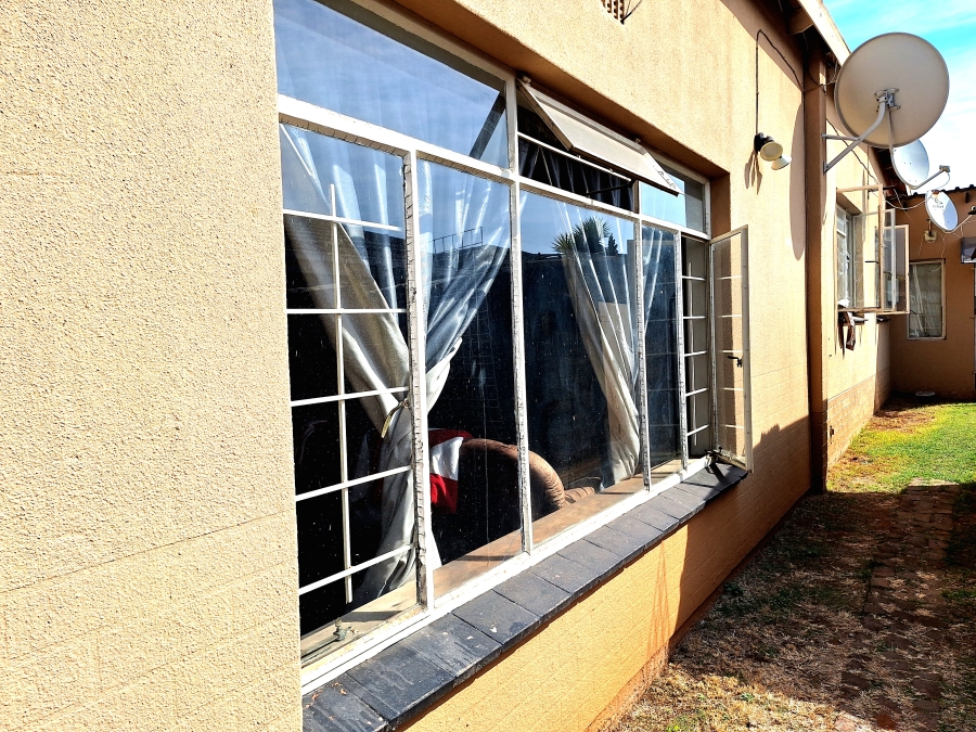 3 Bedroom Property for Sale in Sophiatown Gauteng