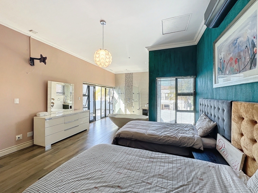 To Let 3 Bedroom Property for Rent in Silverwoods Country Estate Gauteng