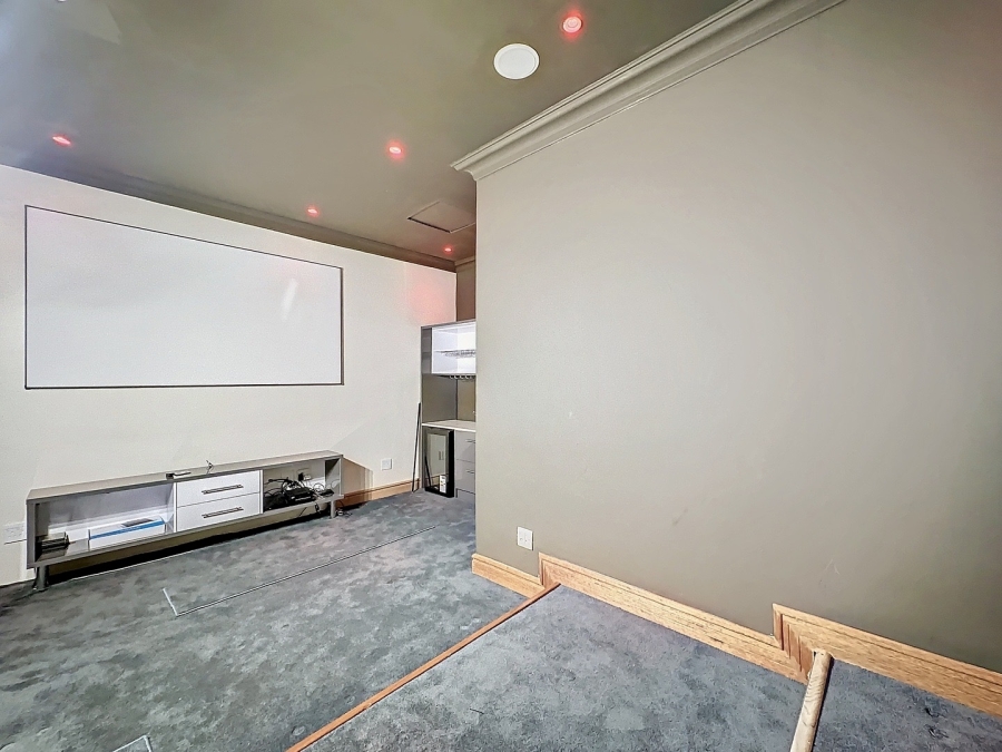 To Let 3 Bedroom Property for Rent in Silverwoods Country Estate Gauteng