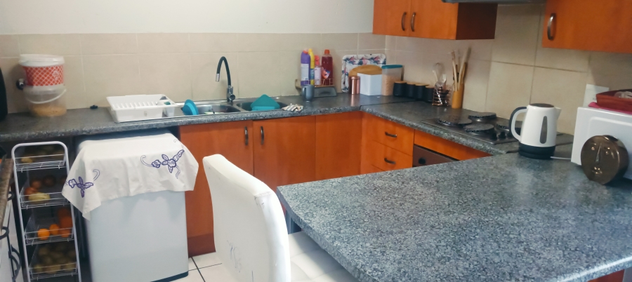 2 Bedroom Property for Sale in Comet Gauteng