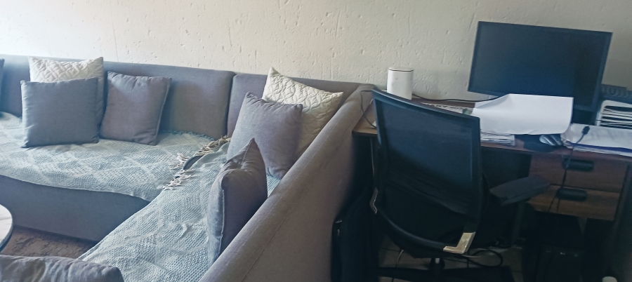 2 Bedroom Property for Sale in Comet Gauteng