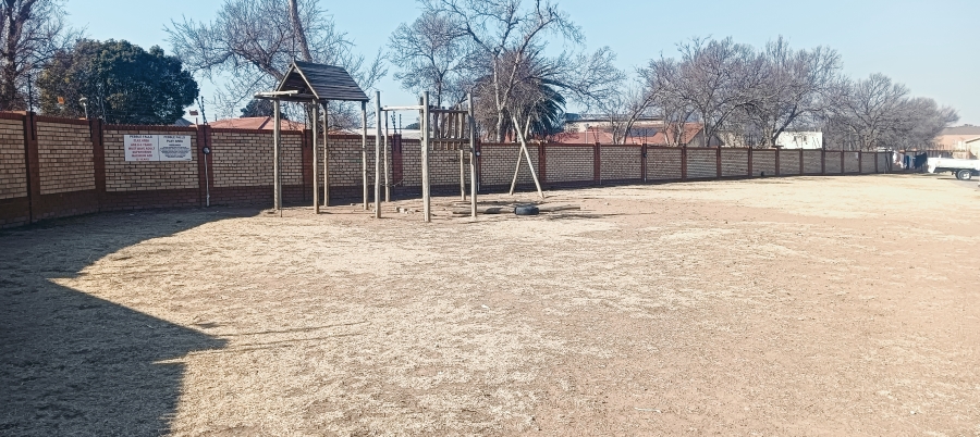 2 Bedroom Property for Sale in Comet Gauteng