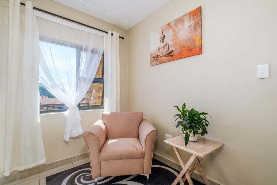 1 Bedroom Property for Sale in Whiteridge Gauteng