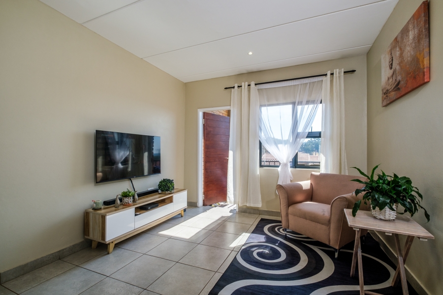 1 Bedroom Property for Sale in Whiteridge Gauteng