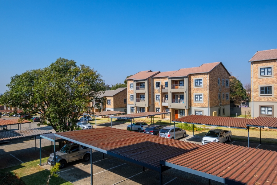 1 Bedroom Property for Sale in Whiteridge Gauteng