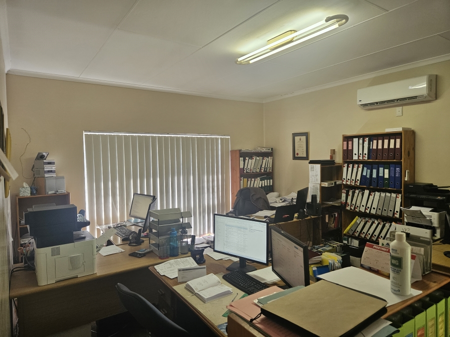 Commercial Property for Sale in Magalieskruin Gauteng