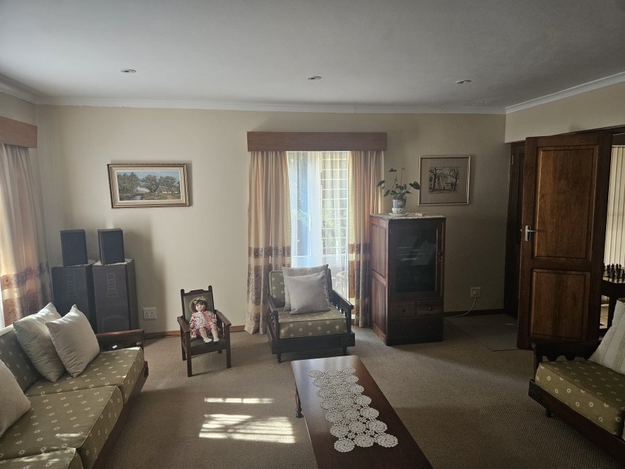 Commercial Property for Sale in Magalieskruin Gauteng