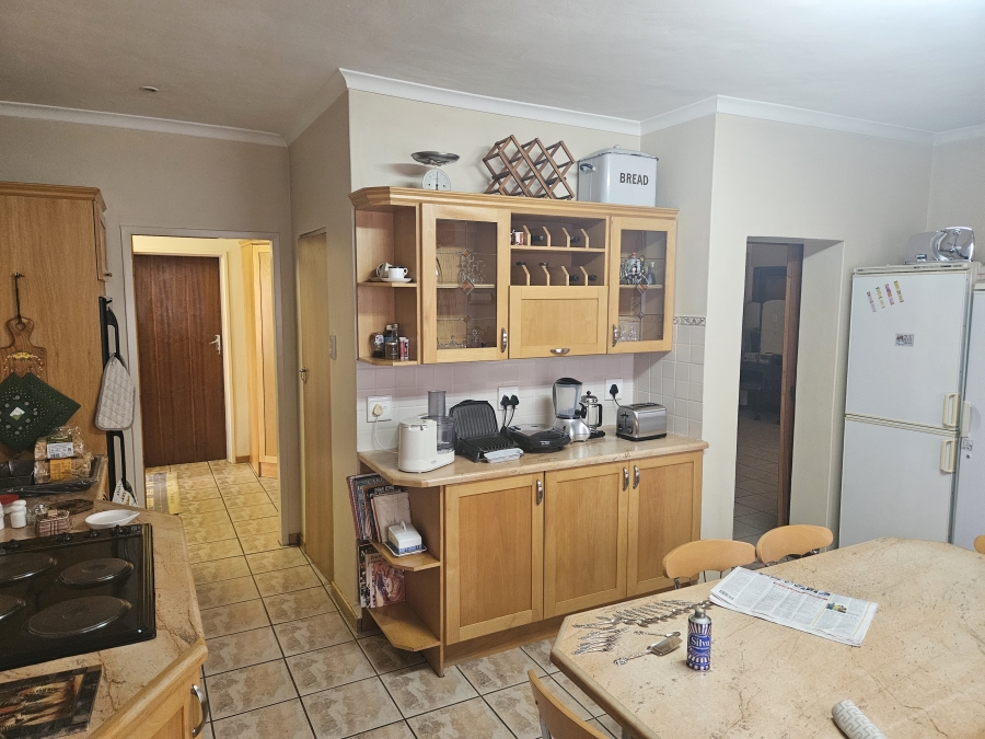 Commercial Property for Sale in Magalieskruin Gauteng