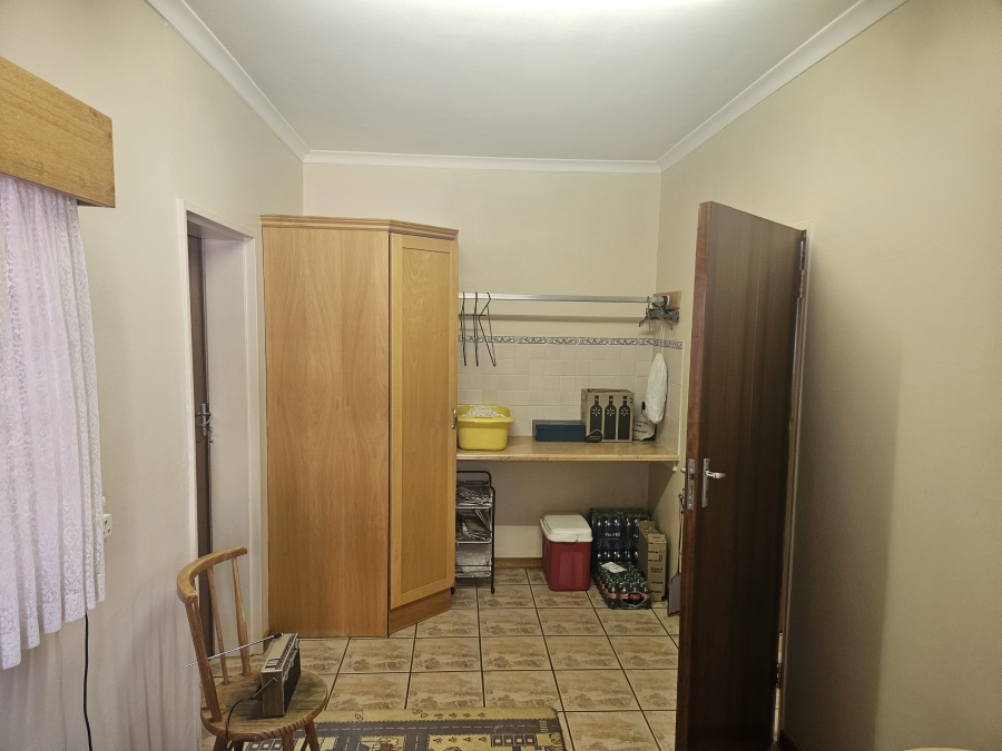 Commercial Property for Sale in Magalieskruin Gauteng