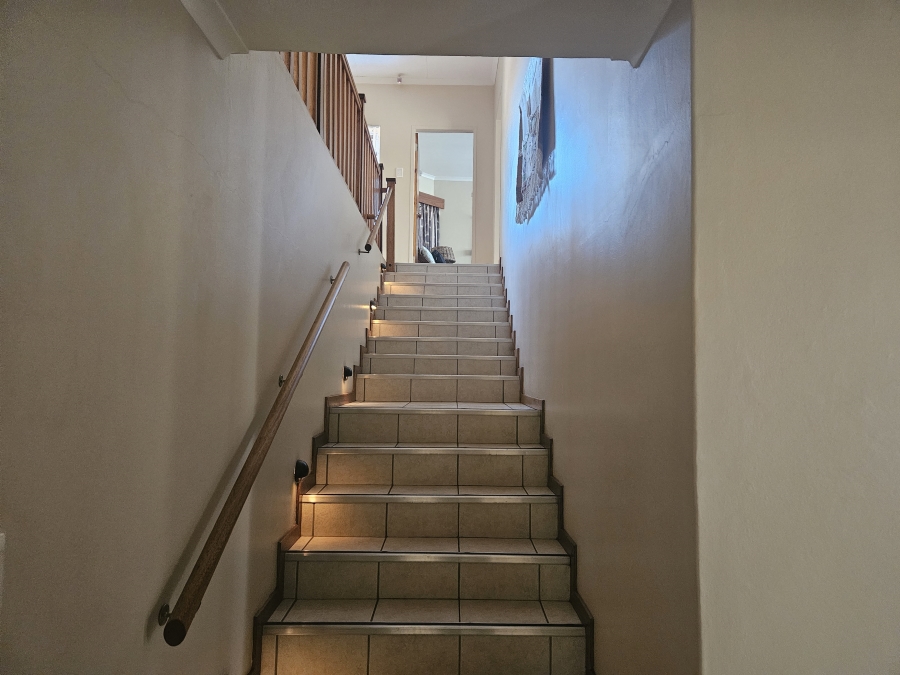 Commercial Property for Sale in Magalieskruin Gauteng