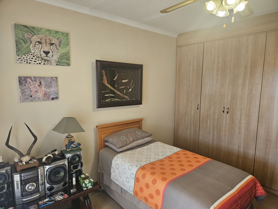 Commercial Property for Sale in Magalieskruin Gauteng