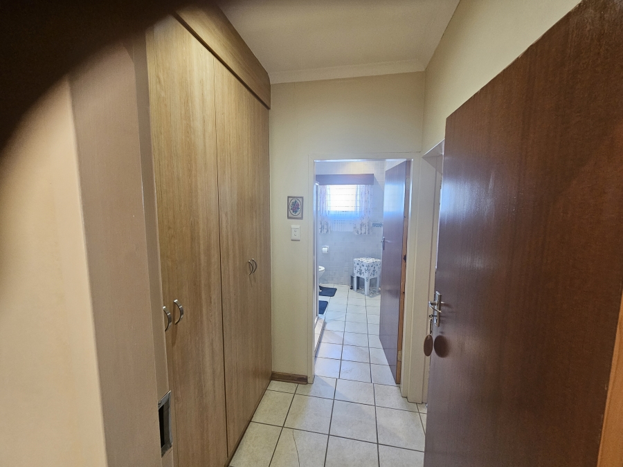 Commercial Property for Sale in Magalieskruin Gauteng