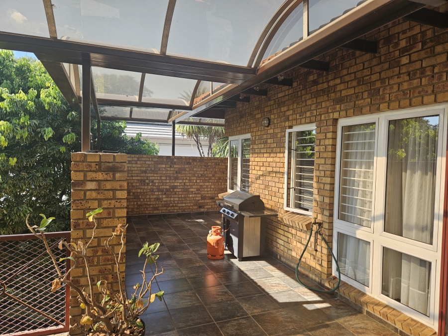 Commercial Property for Sale in Magalieskruin Gauteng