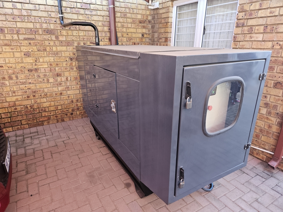 Commercial Property for Sale in Magalieskruin Gauteng