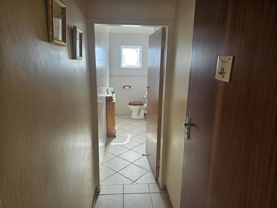 Commercial Property for Sale in Magalieskruin Gauteng