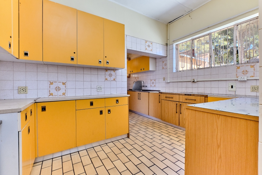 5 Bedroom Property for Sale in Observatory Gauteng