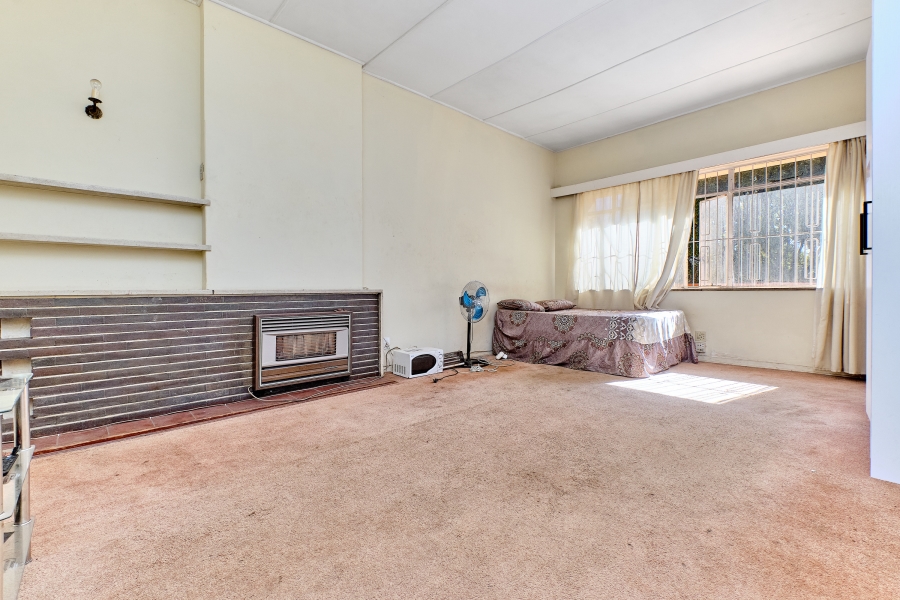 5 Bedroom Property for Sale in Observatory Gauteng