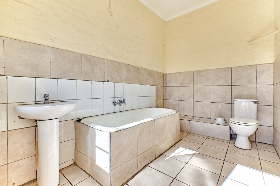 5 Bedroom Property for Sale in Observatory Gauteng