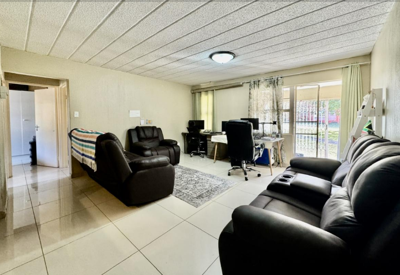 2 Bedroom Property for Sale in Meyersdal Gauteng