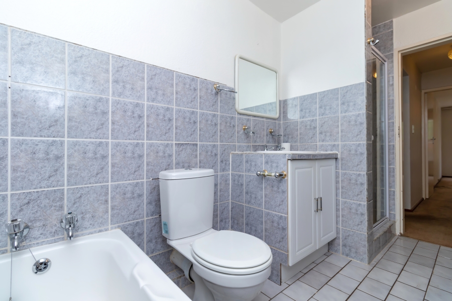 2 Bedroom Property for Sale in Robindale Gauteng