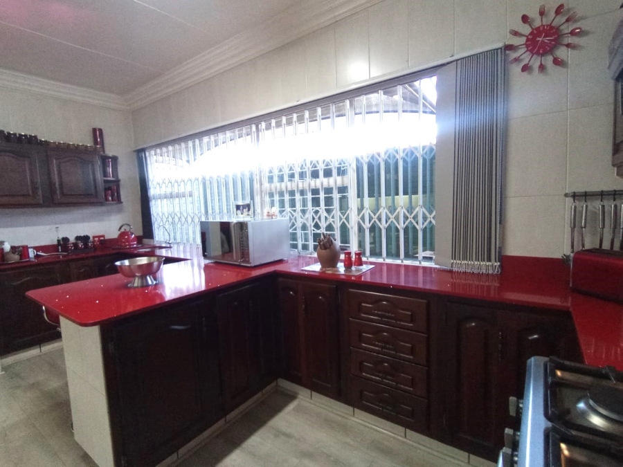 4 Bedroom Property for Sale in Risiville Gauteng