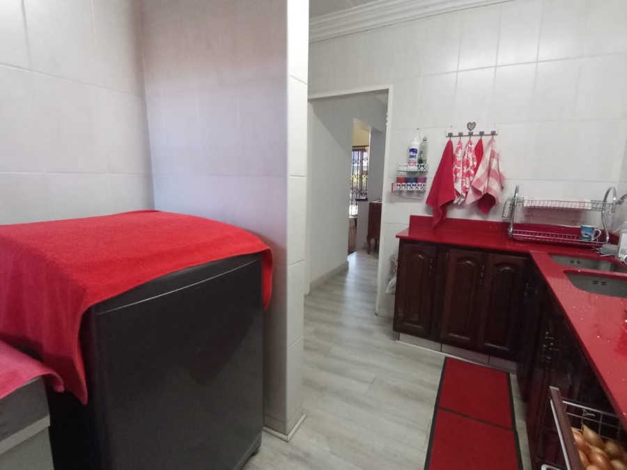 4 Bedroom Property for Sale in Risiville Gauteng