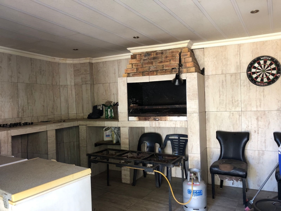 3 Bedroom Property for Sale in Arcon Park Gauteng