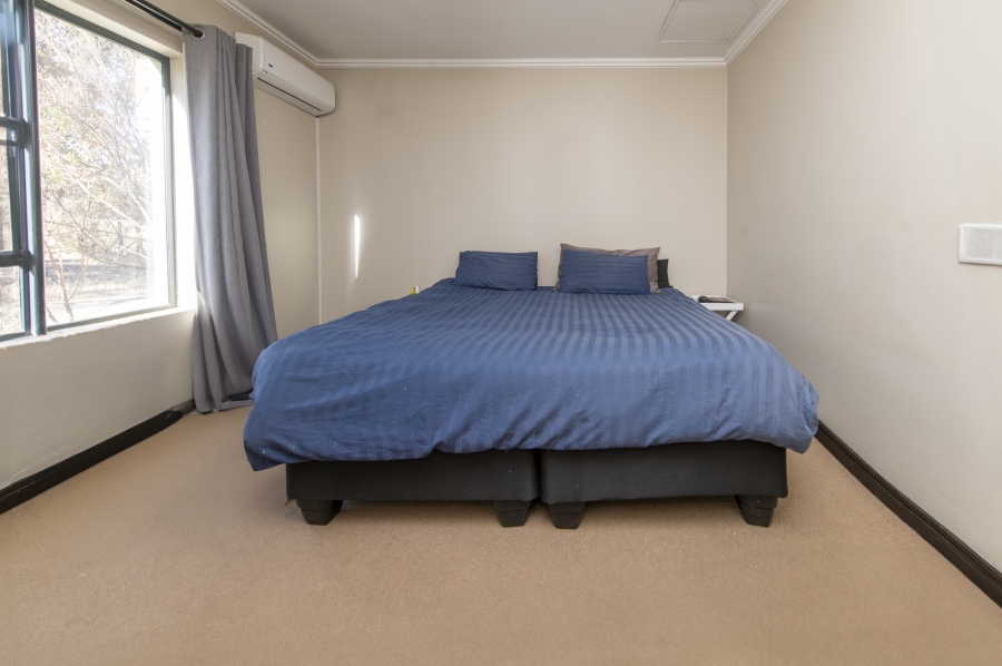 3 Bedroom Property for Sale in Willaway Gauteng
