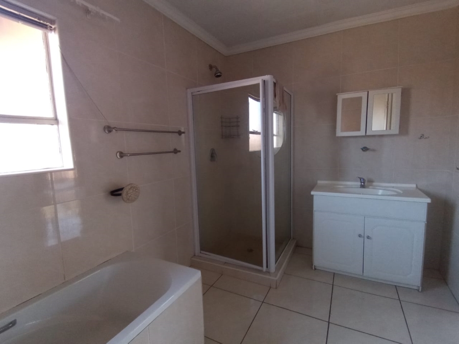 4 Bedroom Property for Sale in Risiville Gauteng