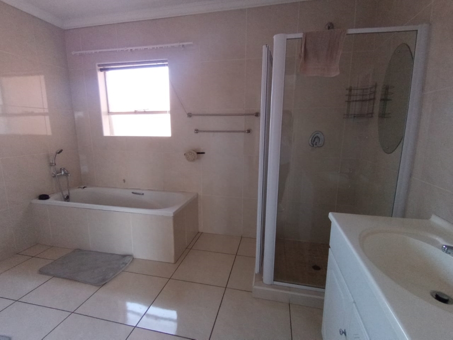 4 Bedroom Property for Sale in Risiville Gauteng