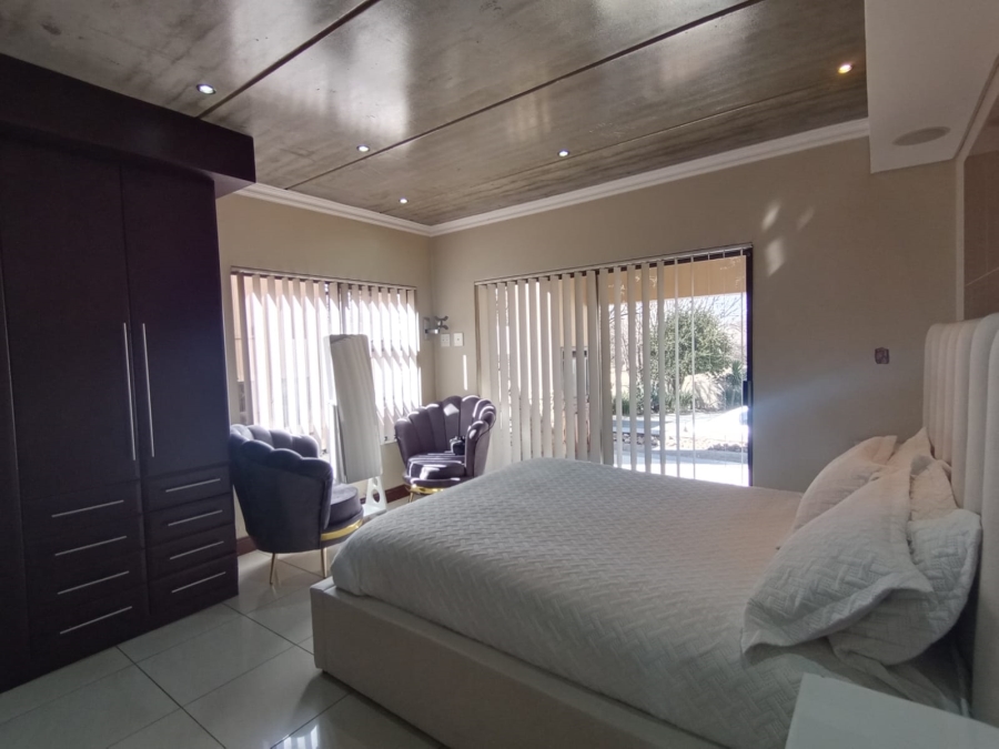 4 Bedroom Property for Sale in Risiville Gauteng