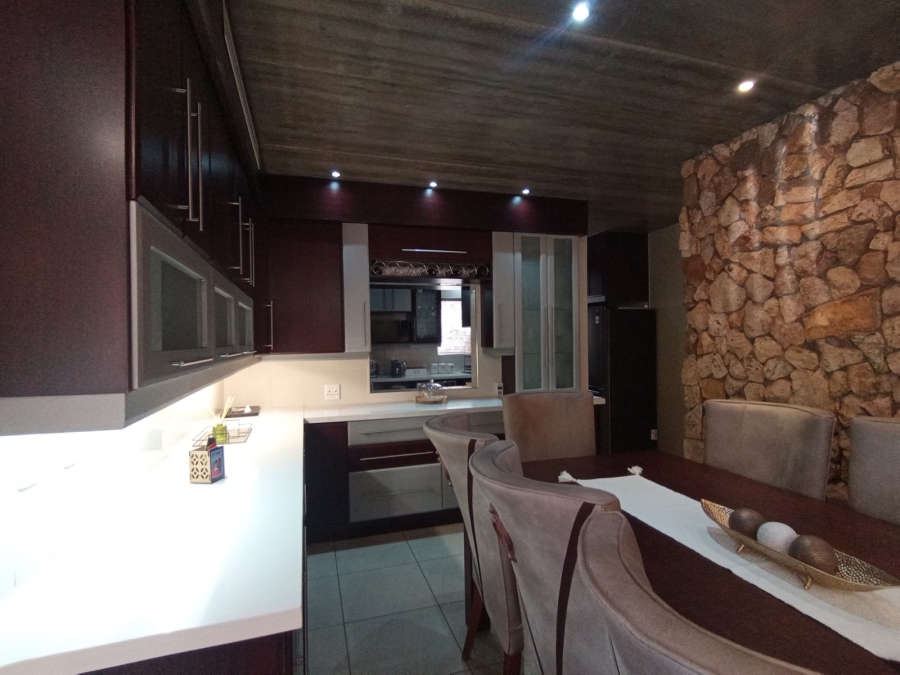 4 Bedroom Property for Sale in Risiville Gauteng